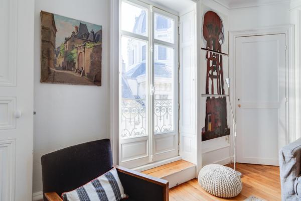 A VENDRE NANTES/CENTRE VILLE APPARTEMENT ANCIEN 4 CHAMBRES