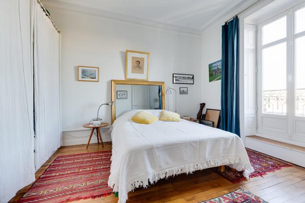 A VENDRE NANTES/CENTRE VILLE APPARTEMENT ANCIEN 4 CHAMBRES
