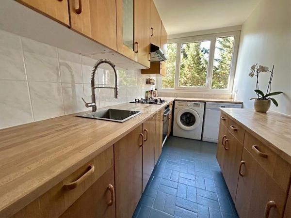 Appartement Poissy 4 pièce(s) 69 m2 265 000 € **  - Référence  9245