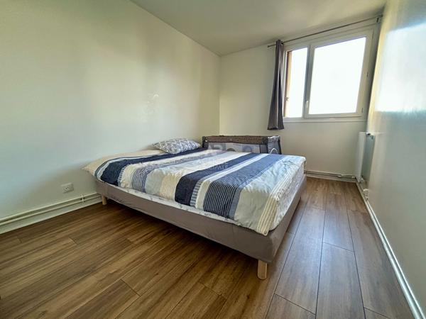 Appartement Poissy 4 pièce(s) 69 m2 265 000 € **  - Référence  9245