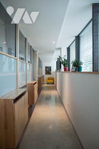 Très belle maison contemporaine de plain pied avec jardin.