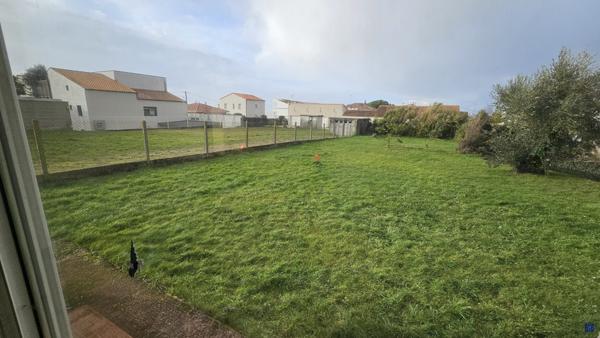 TERRAIN CONSTRUCTIBLE DE 468M² BORD DE MER
