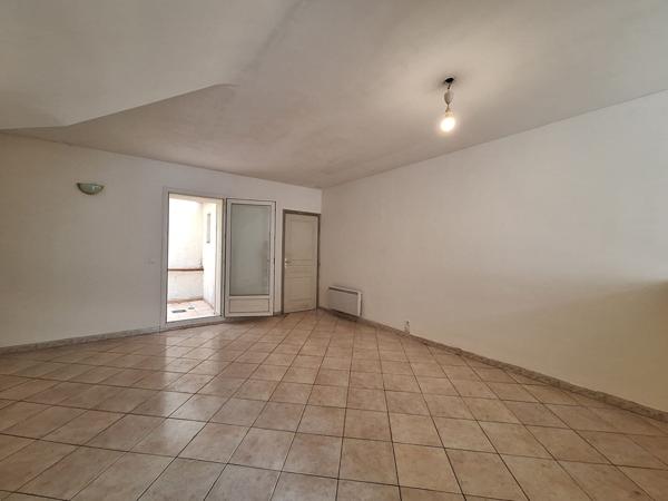 A VENDRE - Maison de village - Marguerittes - 4 pièce(s) 80.29 m2