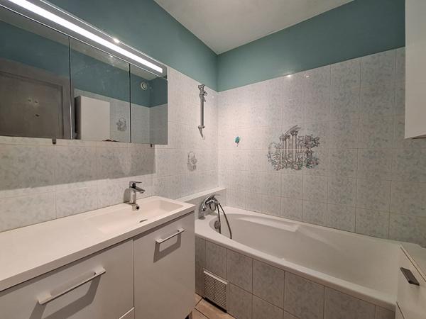 A VENDRE - Maison de village - Marguerittes - 4 pièce(s) 80.29 m2