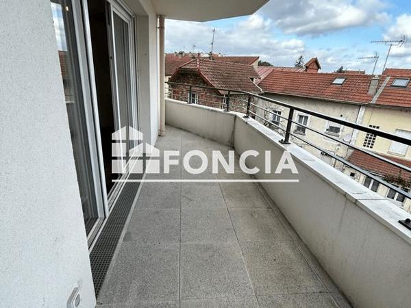 Location Appartement 2 pièces 44.46 m² - 30 rue Jules Guesde Villeneuve Saint Georges 94800