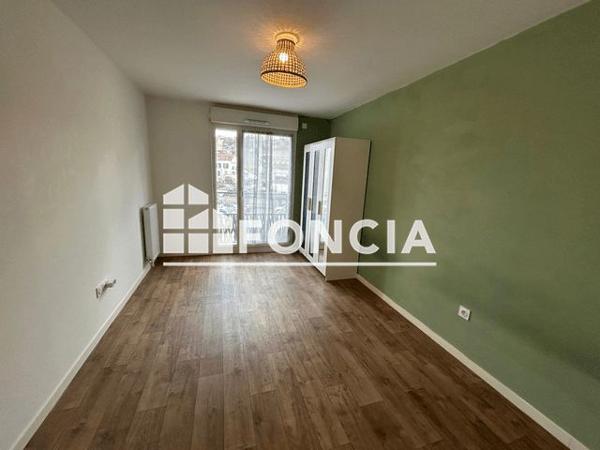 Location Appartement 2 pièces 44.46 m² - 30 rue Jules Guesde Villeneuve Saint Georges 94800