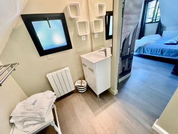 Maison moderne à vendre à Arradon 2 chambres 77 m² - parcelle 260 m² - à vendre meublée