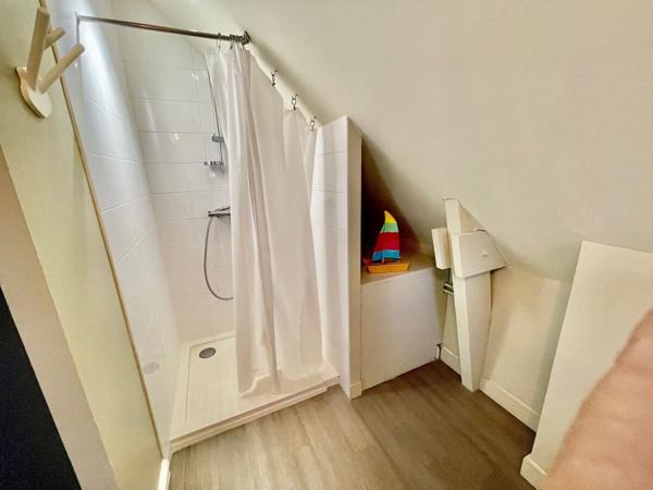 Maison moderne à vendre à Arradon 2 chambres 77 m² - parcelle 260 m² - à vendre meublée