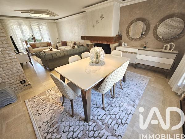 Maison à vendre 6 pièces 143,5 m² Le Blanc-Mesnil