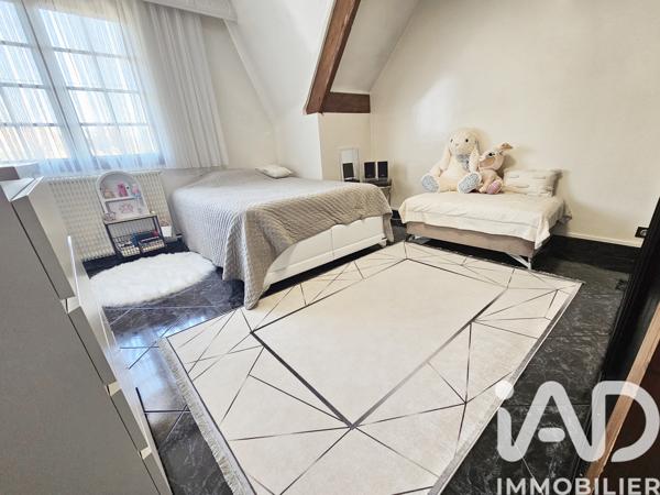 Maison à vendre 6 pièces 143,5 m² Le Blanc-Mesnil