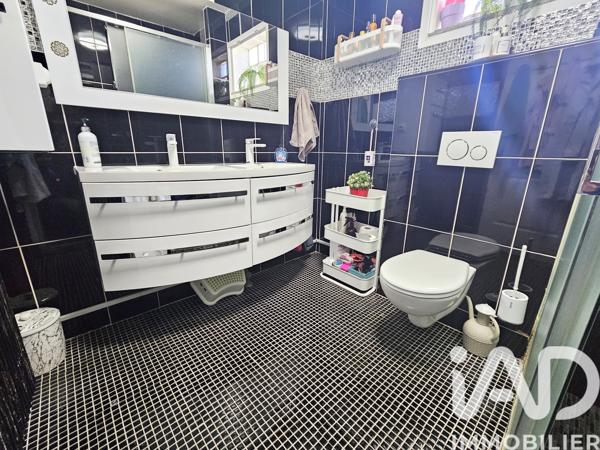 Maison à vendre 6 pièces 143,5 m² Le Blanc-Mesnil