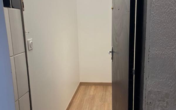 Appartement à louer    1 pièce • 28,11 m2 Le Havre