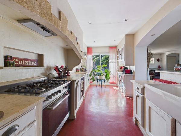 Maison 8 pièces - 185 m²