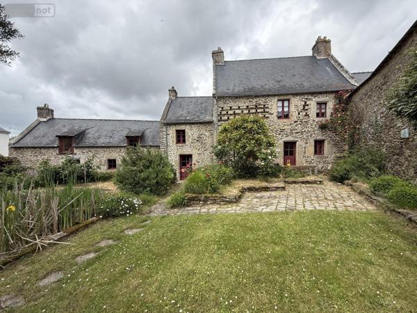 Maison à vendre à Sarzeau dans le Morbihan (56370), ref : 56084-396   
Centre-ville