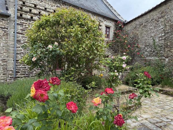 Maison à vendre à Sarzeau dans le Morbihan (56370), ref : 56084-396   
Centre-ville