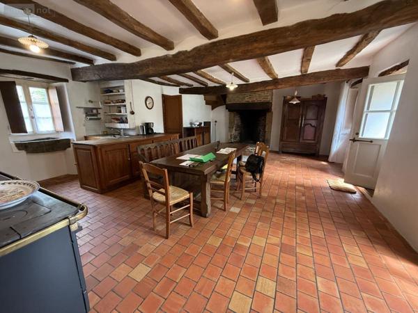 Maison à vendre à Sarzeau dans le Morbihan (56370), ref : 56084-396   
Centre-ville