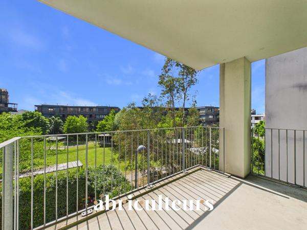 T3 lumineux 57 m² avec terrasse en vente à Cenon