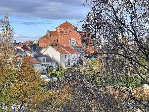 EXCLUSIVITE ,NANTES SAINTE THERESE-ROND POINT DE VANNES,charmant T4, 2 chambres ,balcon, parking