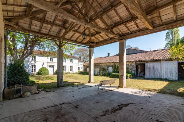 Belle maison de campagne du 18ème siècle