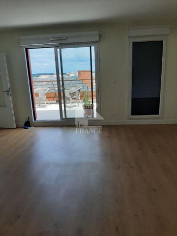 Appartement La Roche Sur Yon  théâtre 4 pièce(s) 99.02 m2