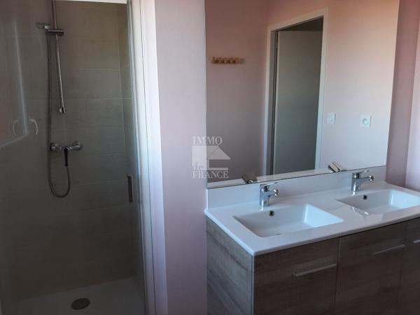 Appartement La Roche Sur Yon  théâtre 4 pièce(s) 99.02 m2