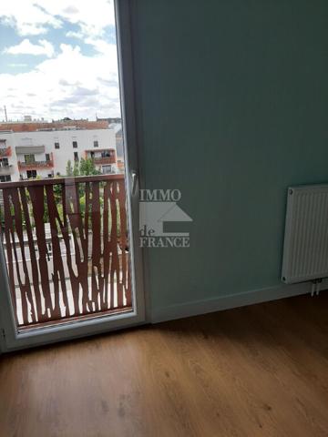 Appartement La Roche Sur Yon  théâtre 4 pièce(s) 99.02 m2