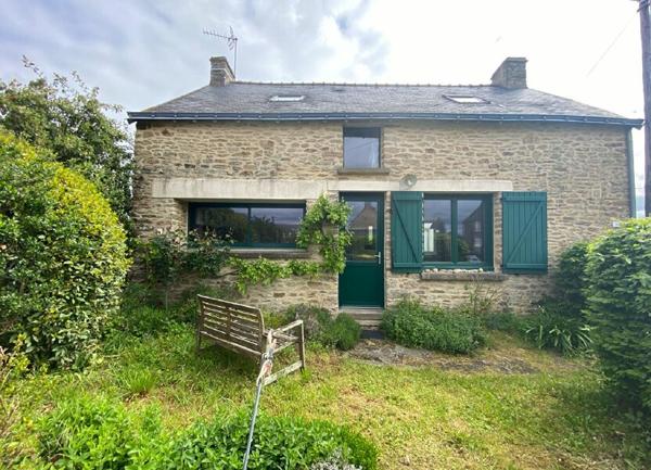 Maison à vendre    5 pièces •  Férel