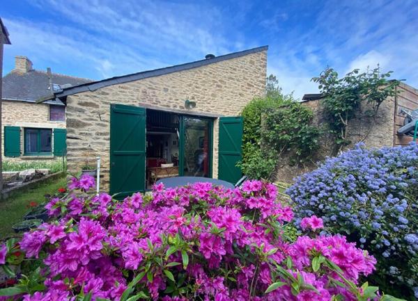 Maison à vendre    5 pièces •  Férel