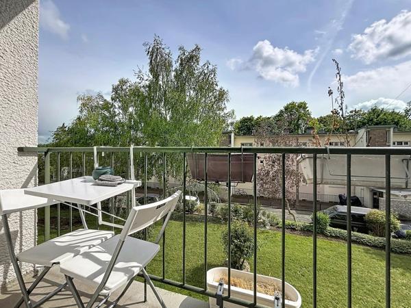 Vente                                                      Appartement
                        
                     3 pièces                      57 m2                     à Yerres