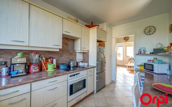 Appartement à vendre    4 pièces • 71,75 m2 Villeurbanne