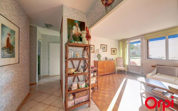Appartement à vendre    4 pièces • 71,75 m2 Villeurbanne