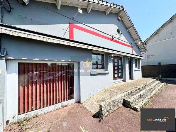 Location                                                      Local commercial
                        
                     6 pièces                      95 m2                     à Faremoutiers