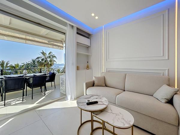 Appartement
         2 pièces
        - 37 m² Exclusivité 1 190 000 € *