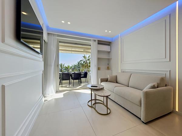 Appartement
         2 pièces
        - 37 m² Exclusivité 1 190 000 € *