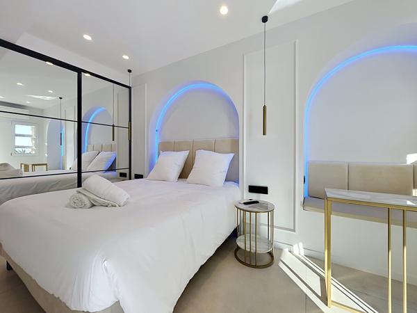 Appartement
         2 pièces
        - 37 m² Exclusivité 1 190 000 € *
