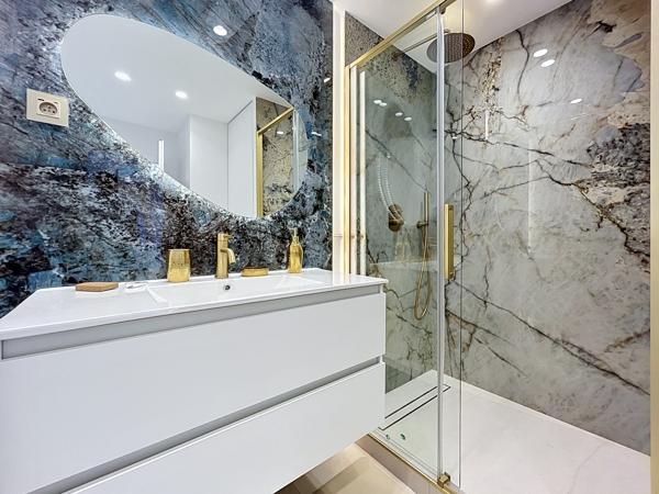 Appartement
         2 pièces
        - 37 m² Exclusivité 1 190 000 € *