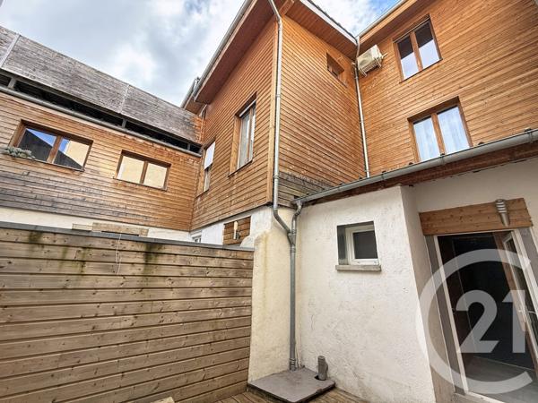 Immeuble à vendre  254,71 m2 ST GIRONS - 09