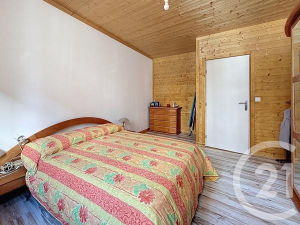 Immeuble à vendre  254,71 m2 ST GIRONS - 09