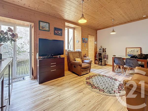 Immeuble à vendre  254,71 m2 ST GIRONS - 09
