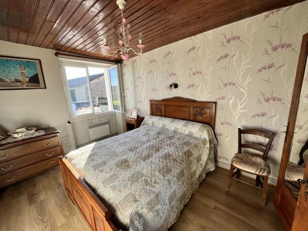 Maison à vendre |  Bors (Canton de Montmoreau-Saint-Cybard) |  4 pièces | 111 m²