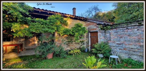 Propriété à vendre PONT DE VEYLE (01) 16,5 Ha, vue, maison 145 m², ferme à rénover 170 m², pigeonnier, hangar, équestre