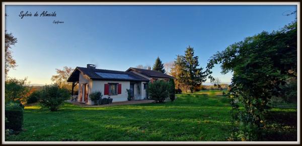 Propriété à vendre PONT DE VEYLE (01) 16,5 Ha, vue, maison 145 m², ferme à rénover 170 m², pigeonnier, hangar, équestre