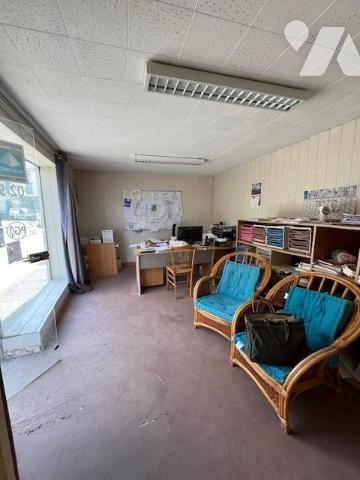 local commercial 27 M² centre ville