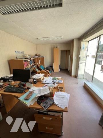 local commercial 27 M² centre ville