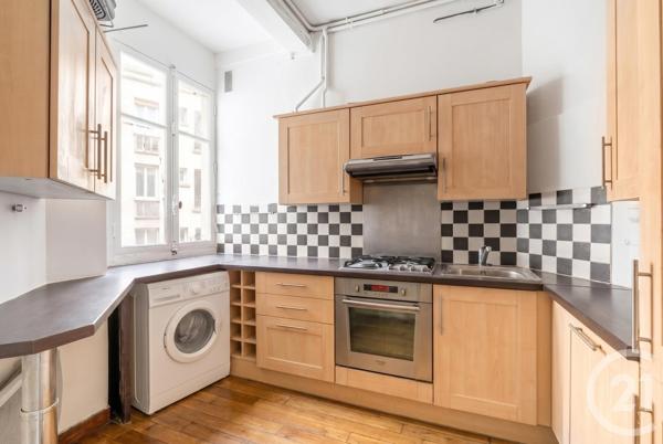Appartement 4 Pièces à vendre  4 pièces - 86,75 m 2   PARIS  - 75018