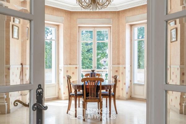 Prestigieuse propriété, chargée d’histoire (style Napoléon III) au coeur du Vésinet Sud