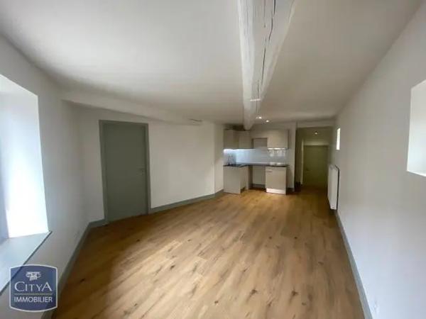 Appartement à louer 2 pièces 48.9m² Nancy (54000)