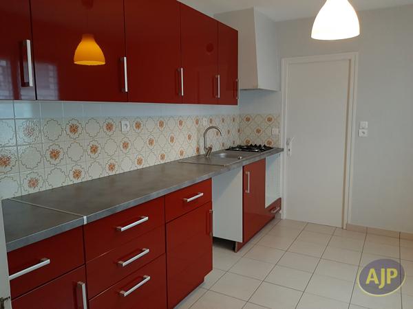 Location maison La Chapelle Sur Erdre : 1 342 € - AJP Immobilier Carquefou