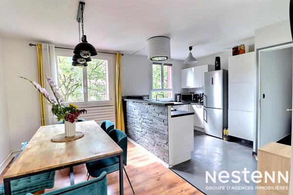 A SAINTE GENEVIEVE DES BOIS, APPARTEMENT T4 AVEC 2 CHAMBRES, BALCON, CAVE ET BOX.