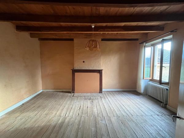 Maison 70m2 située dans un petit village.